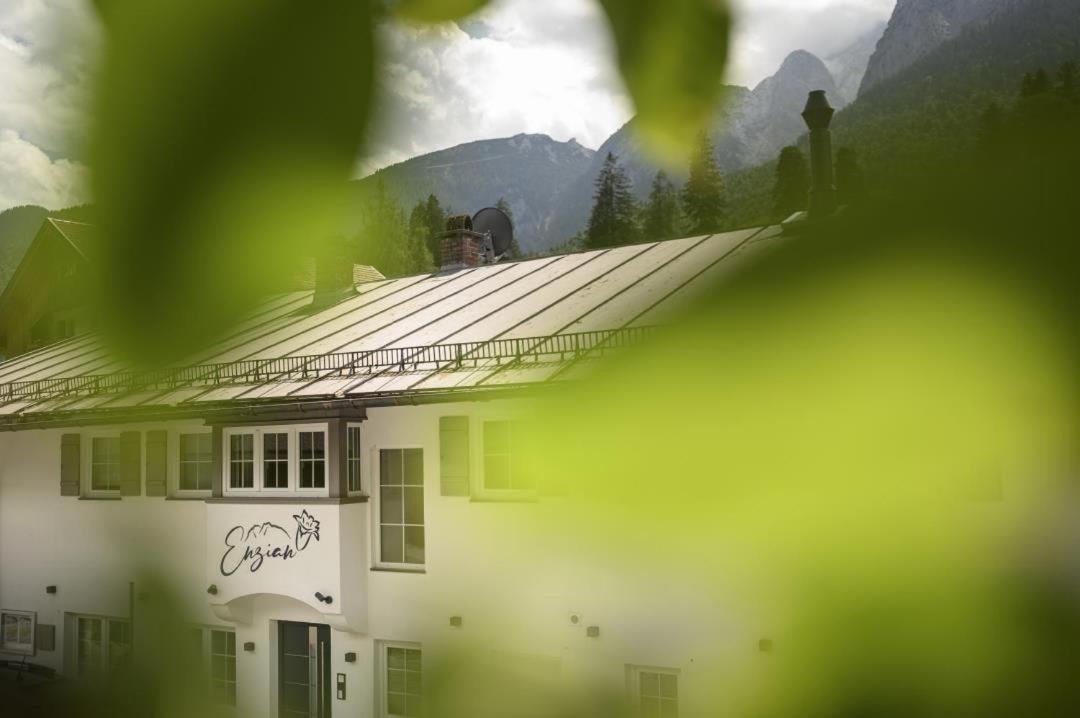 Enzian Apartments غرينو المظهر الخارجي الصورة